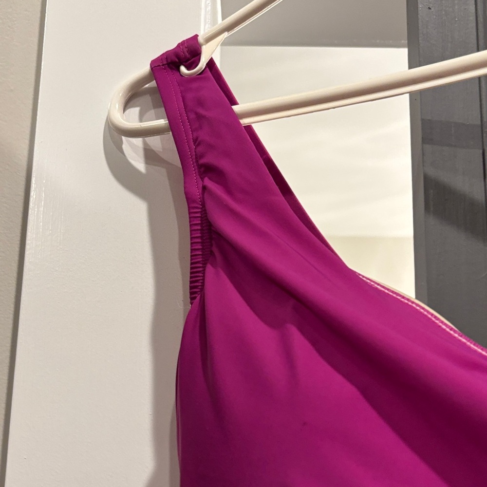 Lands' End Pink and Purple Women's Swimsuit - Picture 3 of 5